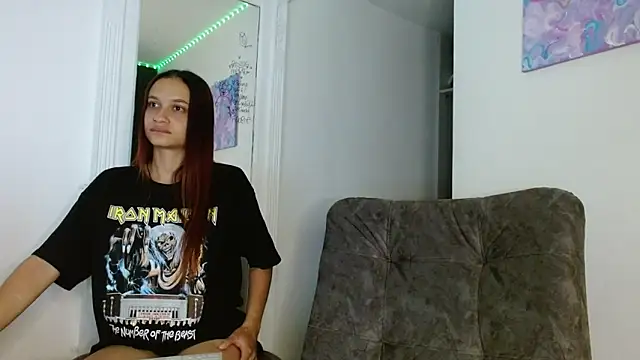 reina reina online show from February 11, 2026, 5:40 am