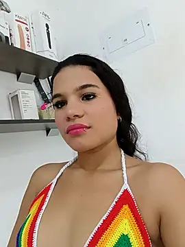 Little-Pussy-Sweet online show from October 21, 2025, 1:21 pm