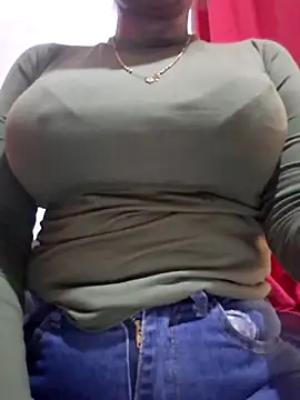 Snapshot of floresblancas chatting on November 18, 2025, 4:54 pm floresblancas online show from November 18, 2025, 4:54 pm