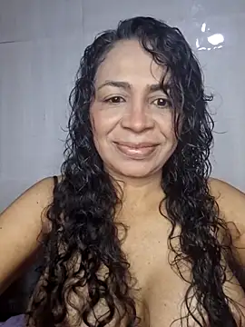 Snapshot of floresblancas chatting on October 22, 2025, 9:42 am floresblancas online show from October 22, 2025, 9:42 am