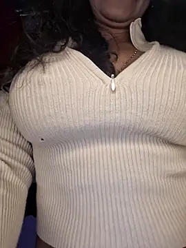 Snapshot of floresblancas chatting on October 14, 2025, 11:11 am floresblancas online show from October 14, 2025, 11:11 am