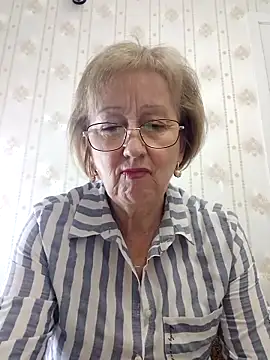 AlikaSwan5821 online show from November 16, 2025, 2:00 pm