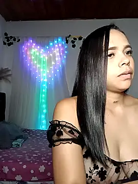 linda698049 online show from September 17, 2025, 6:48 am