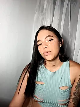 linda698049 online show from October 4, 2025, 4:14 am