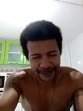 moreno25centimetro online show from November 28, 2025, 5:57 pm