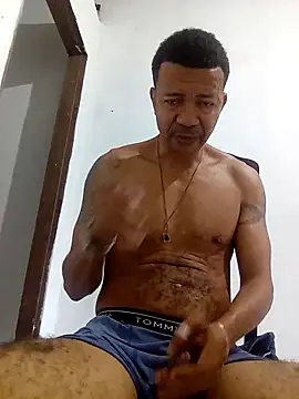 Snapshot of moreno25centimetro chatting on June 14, 2026, 2:07 pm moreno25centimetro online show from June 14, 2026, 2:07 pm