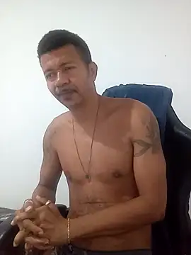 Snapshot of moreno25centimetro chatting on July 26, 2026, 2:57 pm moreno25centimetro online show from July 26, 2026, 2:57 pm