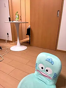 juri20cm online show from October 26, 2025, 3:56 pm