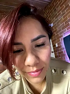 Snapshot of alejandra_prk26 chatting on October 9, 2025, 4:13 am alejandra prk26 online show from October 9, 2025, 4:13 am