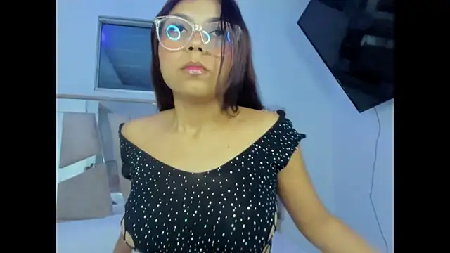 Goddes any online show from October 17, 2025, 3:32 am