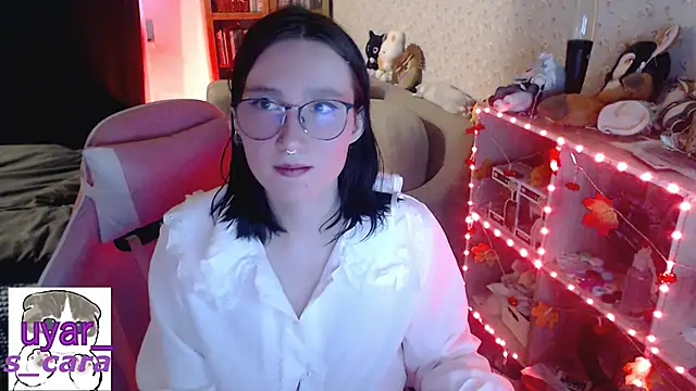 s cara online show from October 27, 2025, 1:23 pm