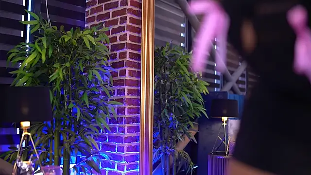 MillaSerene online show from October 29, 2025, 5:39 am