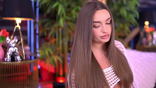 Snapshot of MillaSerene chatting on February 16, 2026, 6:23 am MillaSerene online show from February 16, 2026, 6:23 am