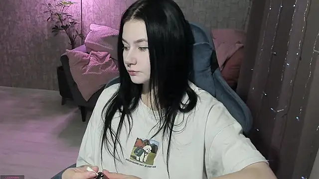 AlinaGreeeen online show from October 1, 2025, 3:22 am