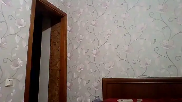 Velvet3451 online show from April 15, 2026, 7:18 pm