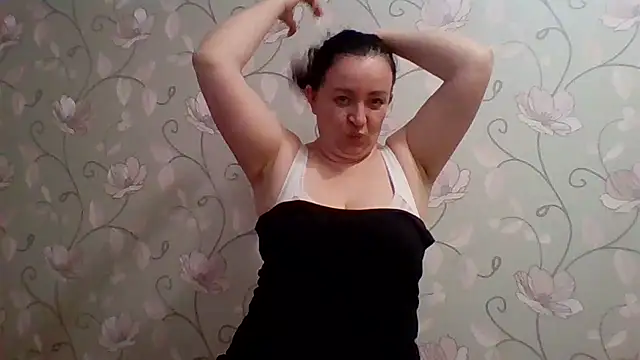 Velvet3451 online show from March 18, 2026, 7:04 pm