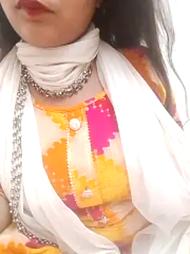 Snapshot of Babe_Doll04 chatting on June 12, 2026, 7:28 am Babe Doll04 online show from June 12, 2026, 7:28 am