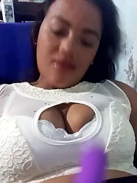 afroditaligh online show from November 14, 2025, 2:54 pm