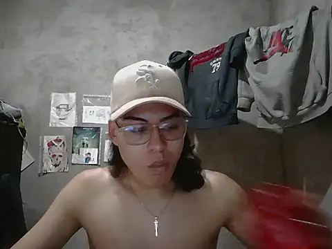 Snapshot of dirty_model chatting on April 19, 2026, 7:38 pm dirty model online show from April 19, 2026, 7:38 pm