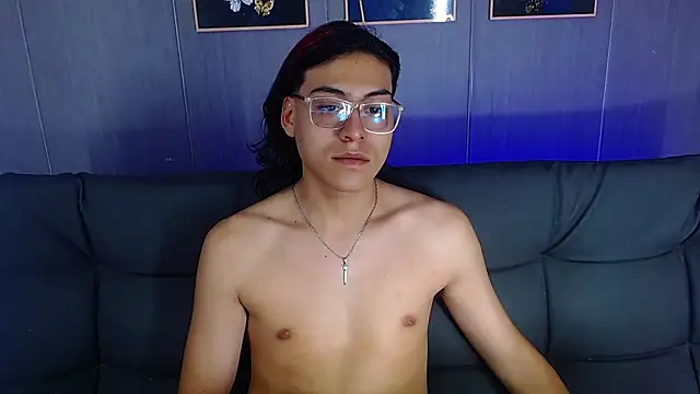 dirty model online show from February 4, 2026, 10:16 pm