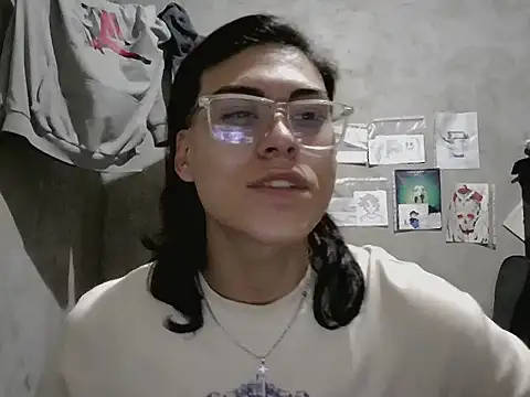 dirty model online show from April 18, 2026, 1:19 am