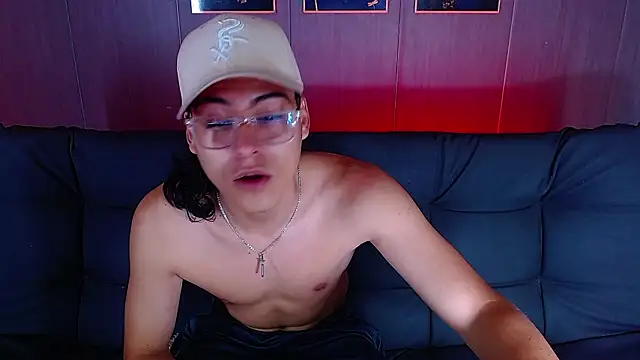 dirty model online show from February 17, 2026, 11:13 pm