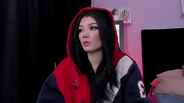 Snapshot of emmabridgerton chatting on January 9, 2026, 9:22 pm emmabridgerton online show from January 9, 2026, 9:22 pm