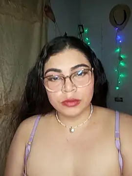 Snapshot of Diamily chatting on November 27, 2025, 3:40 am Diamily online show from November 27, 2025, 3:40 am