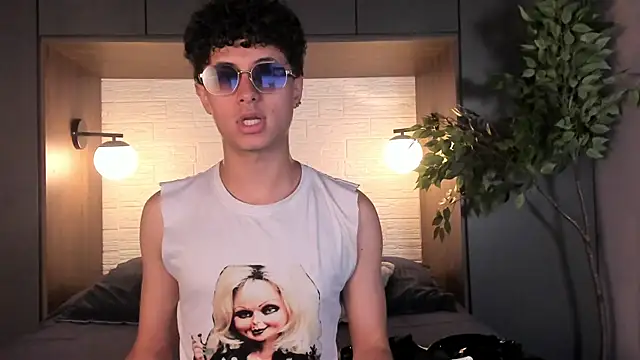 NoahDupont online show from September 19, 2025, 7:51 pm