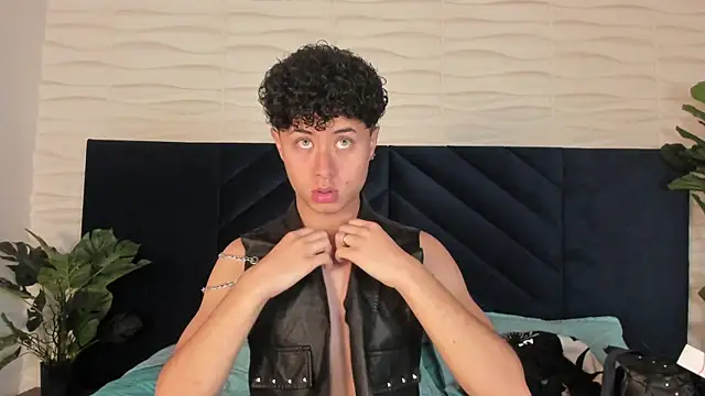 NoahDupont online show from September 13, 2025, 11:43 am