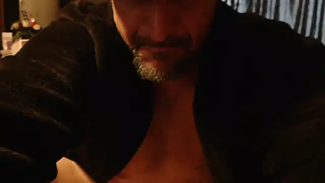 N3V3RPANICxh online show from March 27, 2026, 5:03 pm