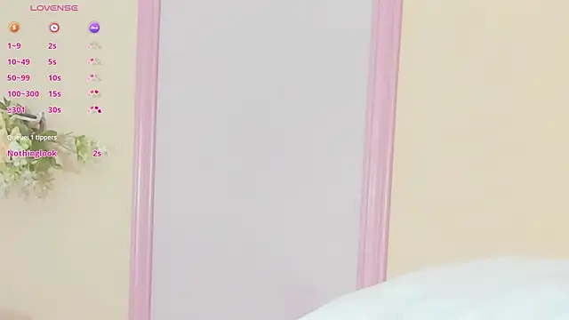 VioletHilton online show from February 11, 2026, 12:38 pm