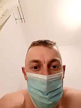 Adamggg98 online show from November 26, 2025, 3:12 pm