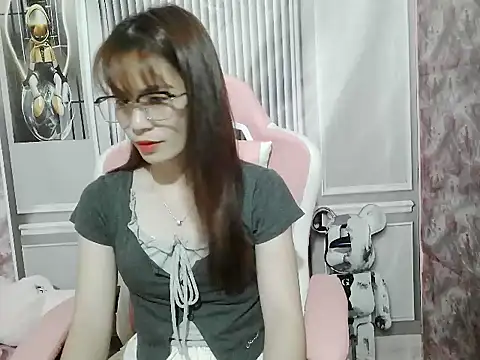 Suzy888 online show from October 13, 2025, 3:13 pm