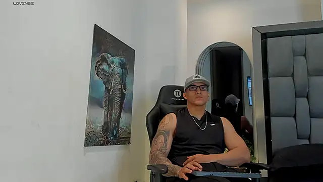 Snapshot of Dash_Bukoski chatting on February 19, 2026, 11:40 am Dash Bukoski online show from February 19, 2026, 11:40 am