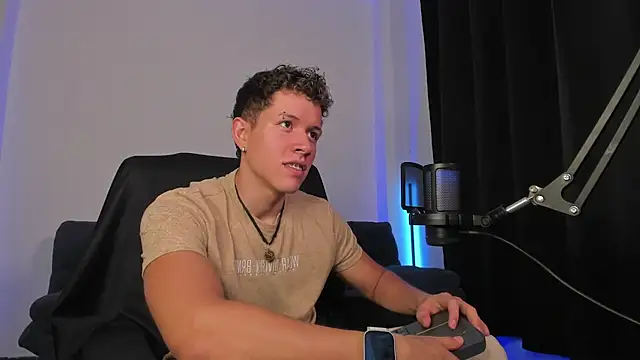 Snapshot of nathan_blake chatting on February 10, 2026, 5:12 pm nathan blake online show from February 10, 2026, 5:12 pm