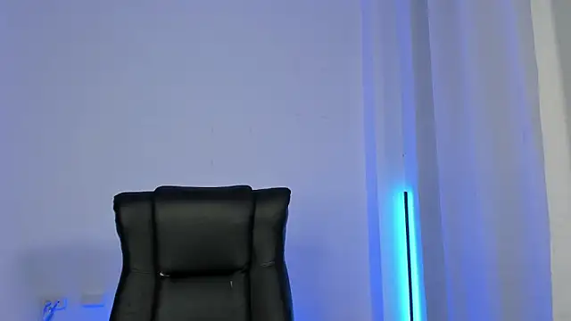 Snapshot of nathan_blake chatting on January 17, 2026, 6:11 pm nathan blake online show from January 17, 2026, 6:11 pm