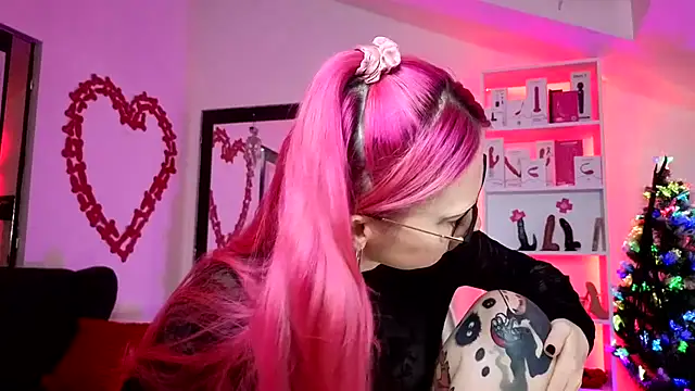 kulteacher online show from November 16, 2025, 8:30 am