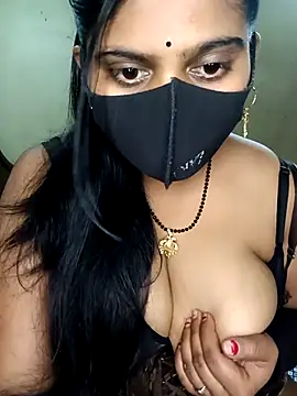 Snapshot of reena502 chatting on April 18, 2026, 4:59 am reena502 online show from April 18, 2026, 4:59 am