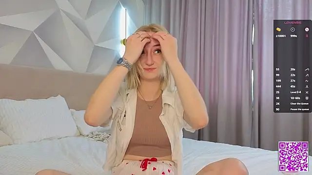 JodeeThu online show from October 9, 2025, 5:08 am