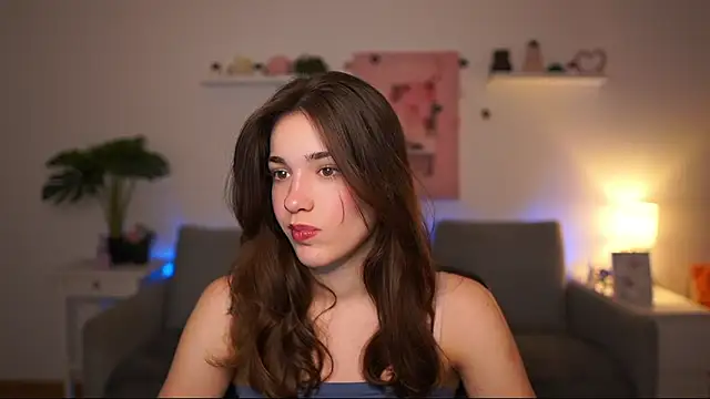 kissie cat online show from April 29, 2026, 12:53 pm