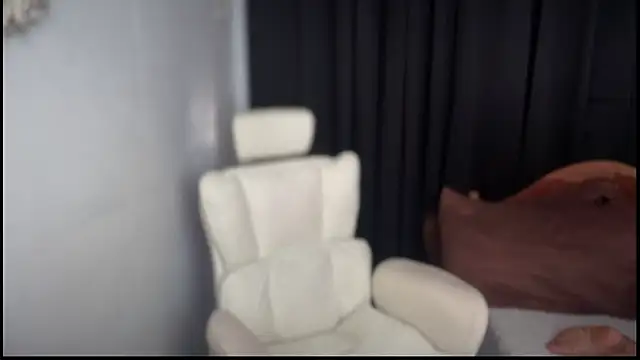  XXXKittyTingles online show from November 6, 2025, 4:16 am