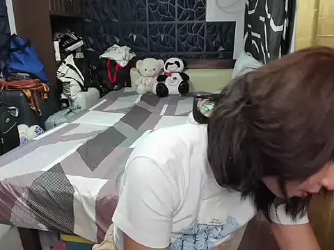 Soft Angel8 online show from October 8, 2025, 1:23 pm