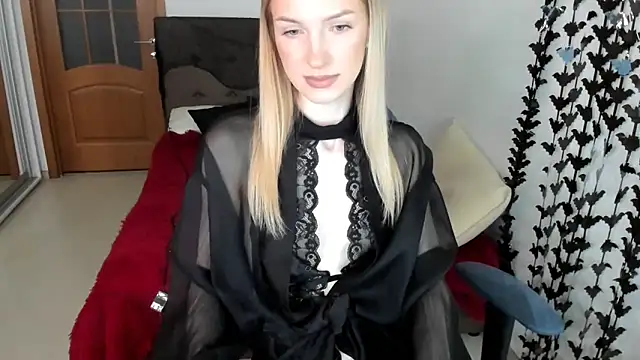 Snapshot of AndrianaBelle chatting on October 25, 2025, 4:07 pm AndrianaBelle online show from October 25, 2025, 4:07 pm