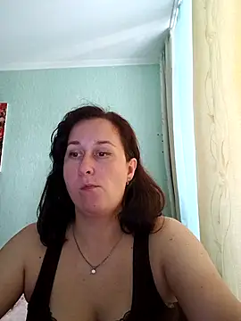 Amandda  online show from July 6, 2026, 8:43 am