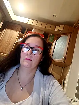 Amandda  online show from October 24, 2025, 4:39 pm