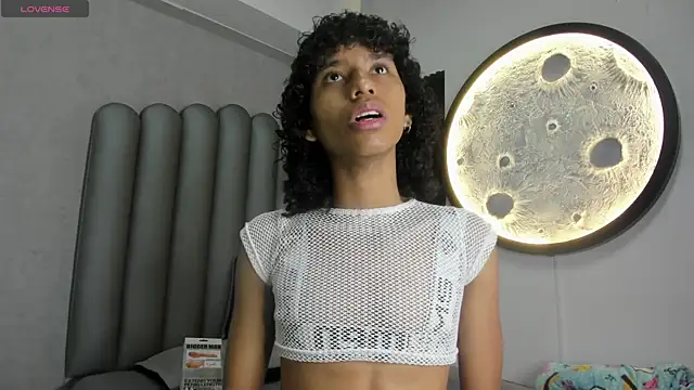 venus-03 online show from October 17, 2025, 3:54 am