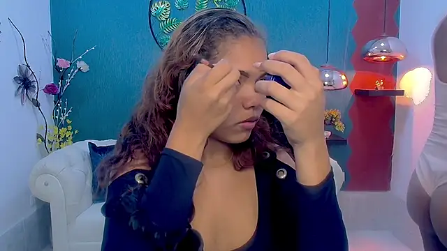 Snapshot of minha_tanisha chatting on September 19, 2025, 5:39 pm minha tanisha online show from September 19, 2025, 5:39 pm