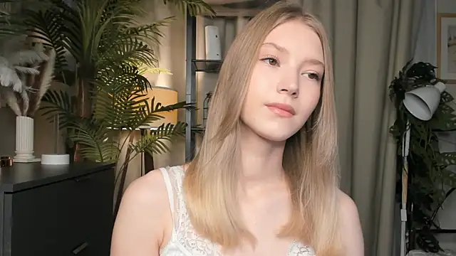 ChinBonnell online show from November 12, 2025, 5:44 am