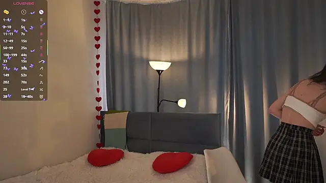 Snapshot of VernonKnapik chatting on October 21, 2025, 9:30 am VernonKnapik online show from October 21, 2025, 9:30 am